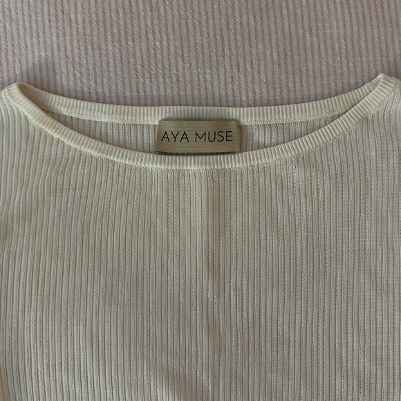 Aya muse long sleeve crop top - Picture 2 of 2